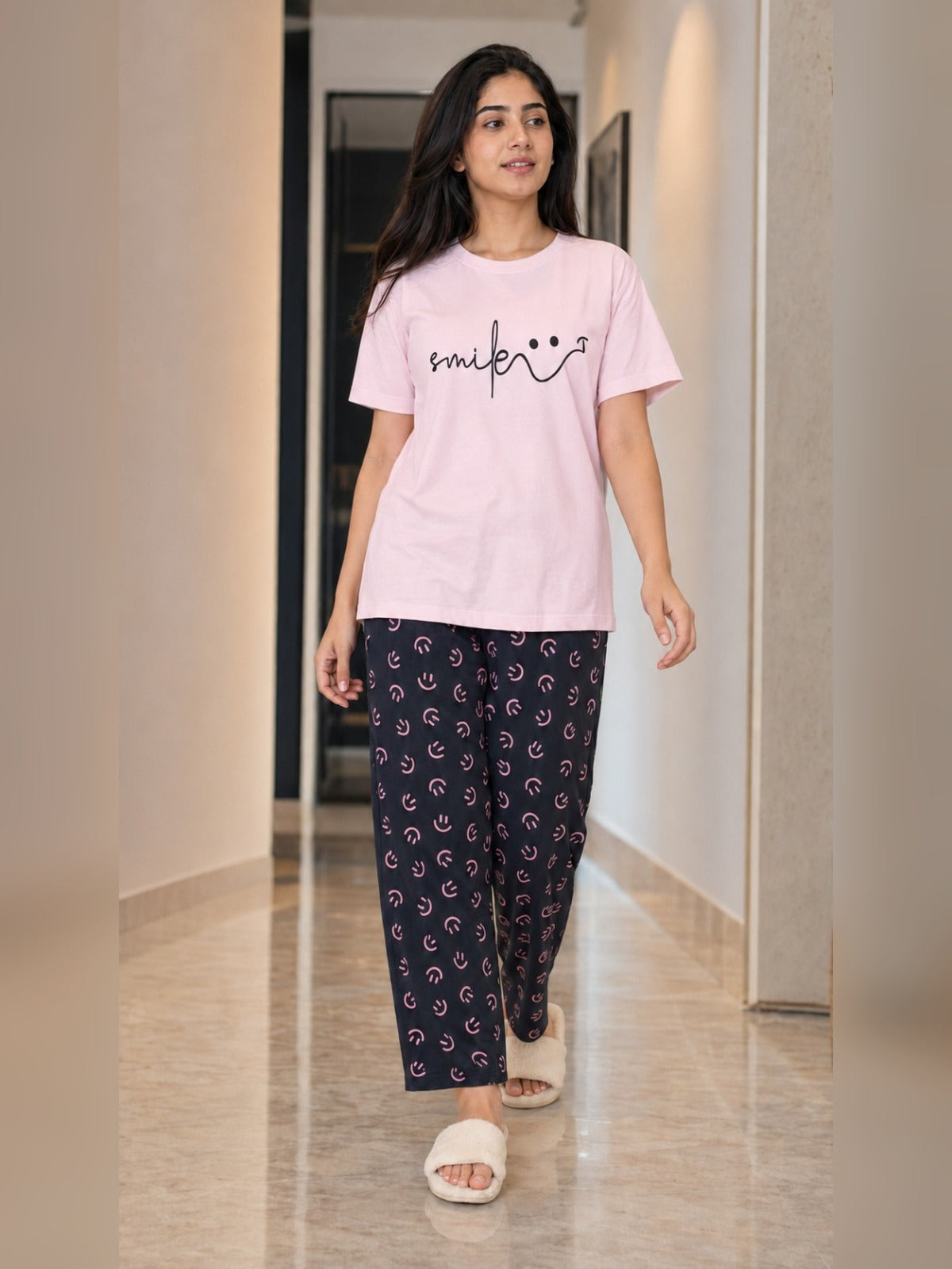 Ladies night suit pyjama set by The Style Studio – Smile Pyjama Set – Pink