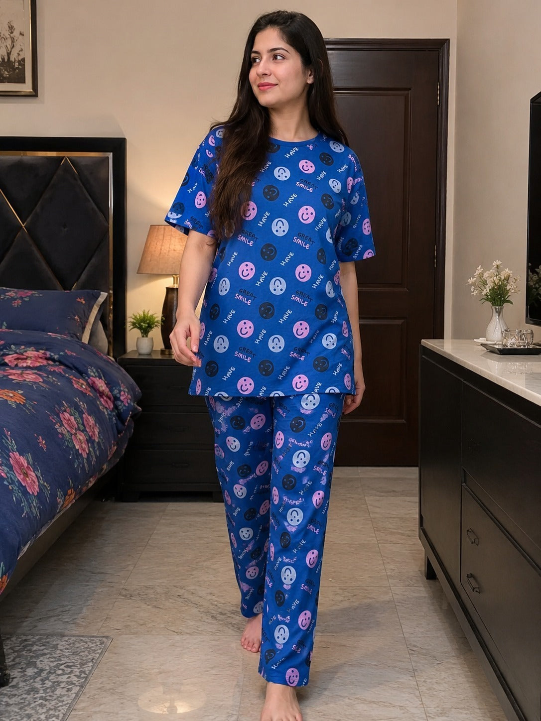 Ladies night suit pyjama set by The Style Studio – Great Smile Pyjama Set – Royal Blue